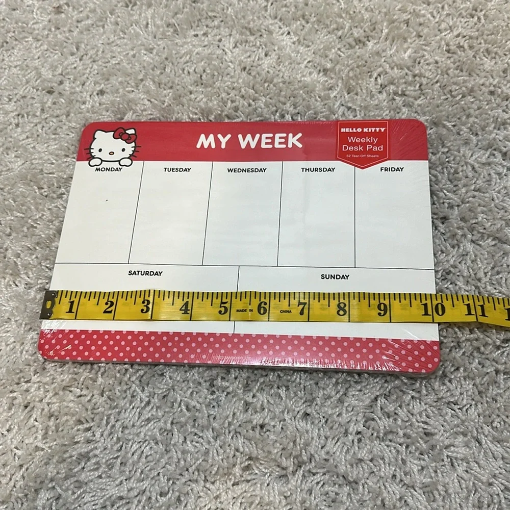 HELLO KITTY Weekly Desk Pad